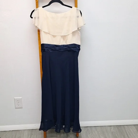 Liz Claiborne Tulip Dress Off White and Navy Blue Size 10 - Picture 6 of 16